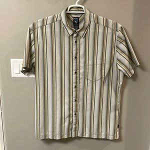 KUHL SHORT SLEEVE COLLAR BUTTON DOWN SHIRT. GREY & TAN, XL